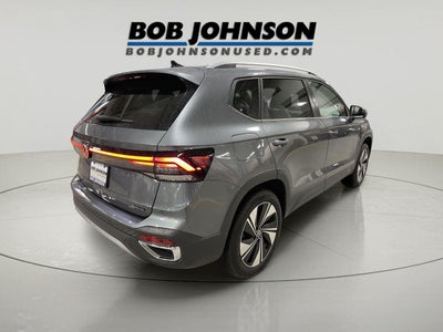 2025 Volkswagen Taos SE