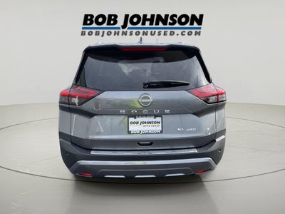2022 Nissan Rogue SL