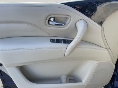 2022 INFINITI QX80 LUXE