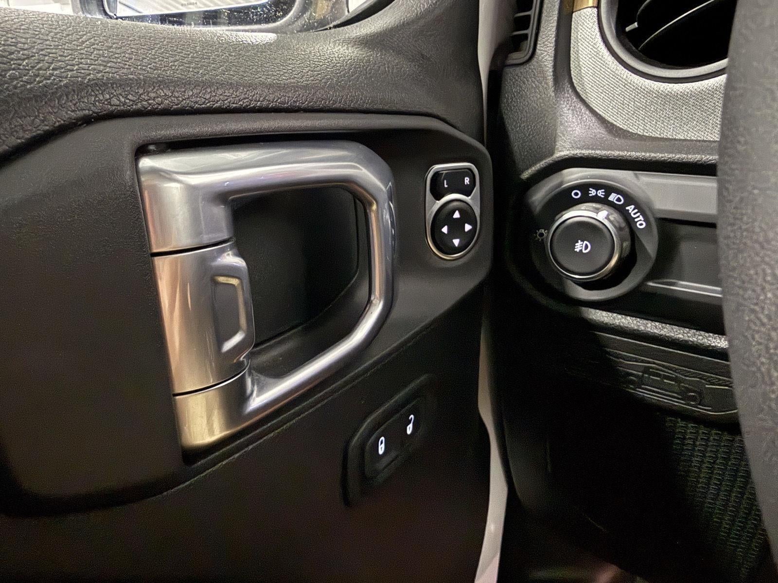 2024 Jeep Wrangler 4-Door Willys 4x4