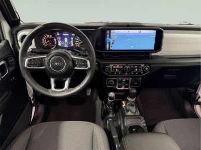 2024 Jeep Wrangler 4-Door Sahara