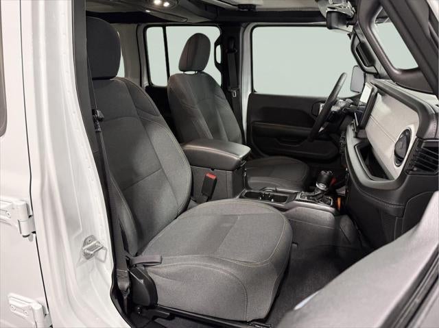 2024 Jeep Wrangler 4-Door Sahara