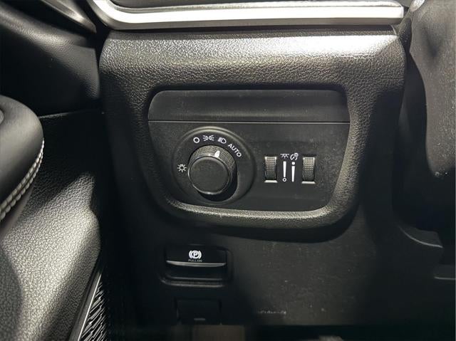 2023 Jeep Grand Cherokee Altitude 4x4