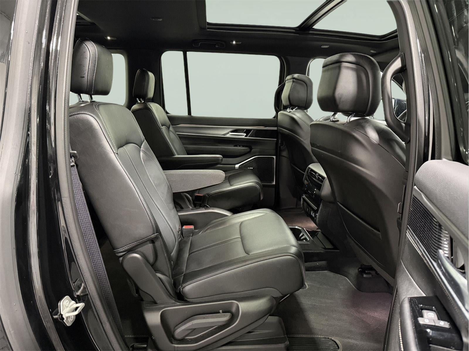 2024 Jeep Wagoneer L Series II Carbide