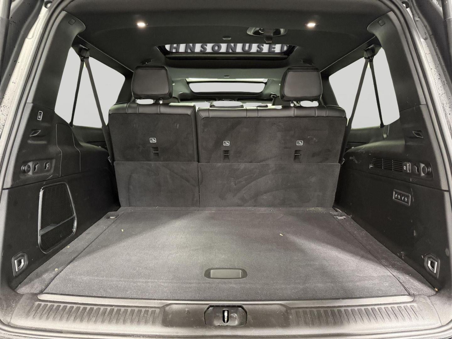 2024 Jeep Wagoneer L Series II Carbide