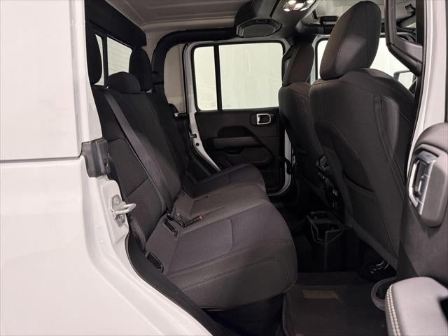 2023 Jeep Gladiator Overland 4x4