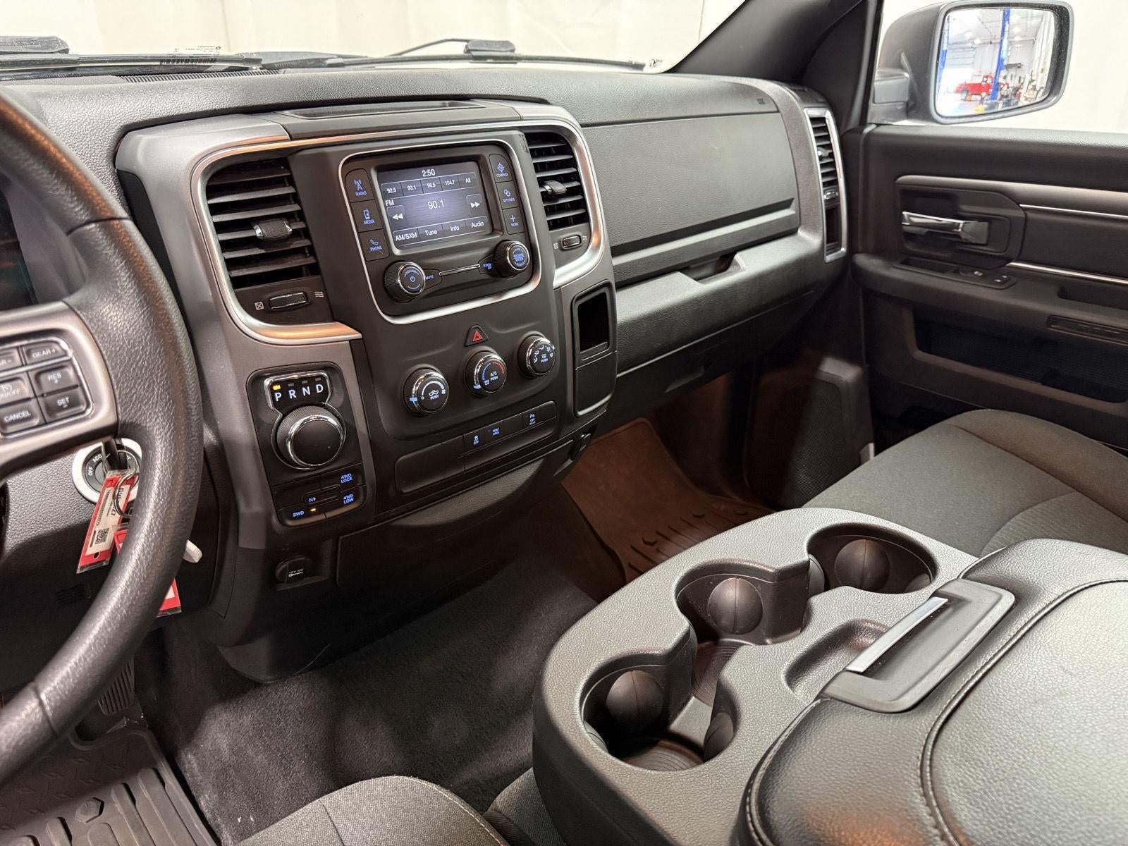2022 RAM 1500 Classic Warlock Quad Cab 4x4 6'4' Box