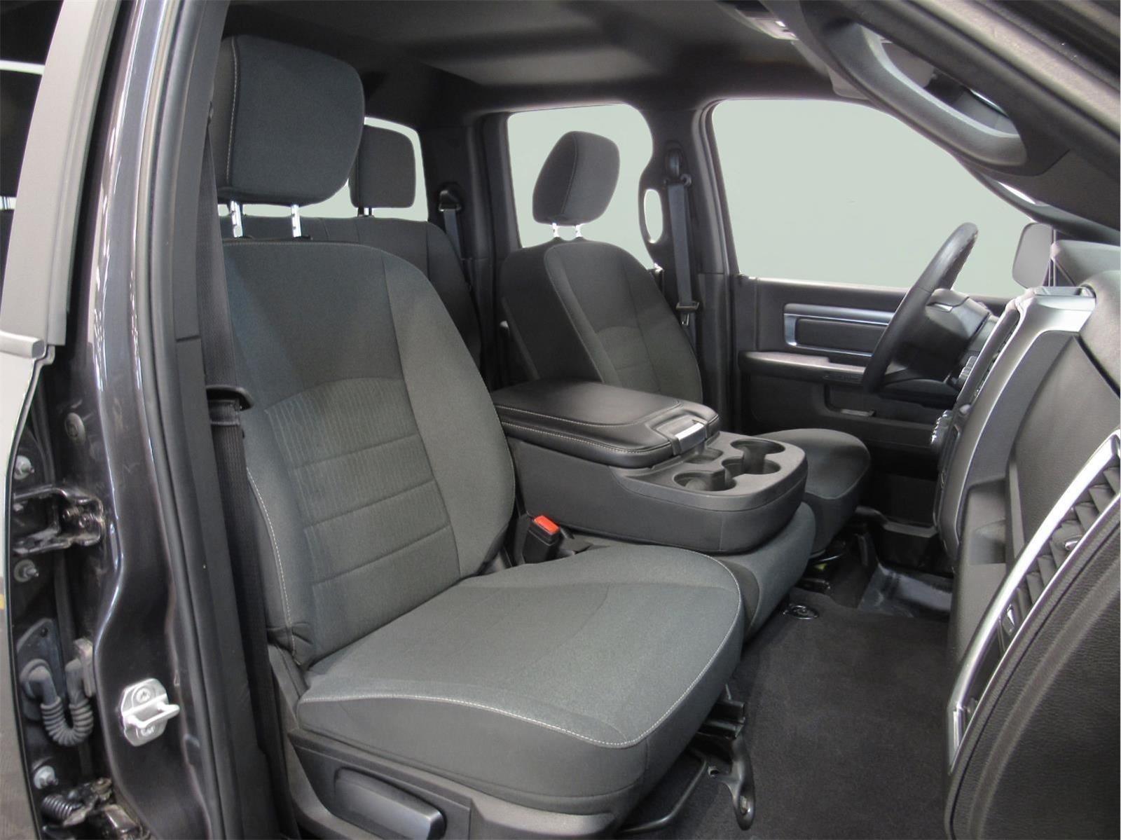 2022 RAM 1500 Classic Warlock Quad Cab 4x4 6'4' Box