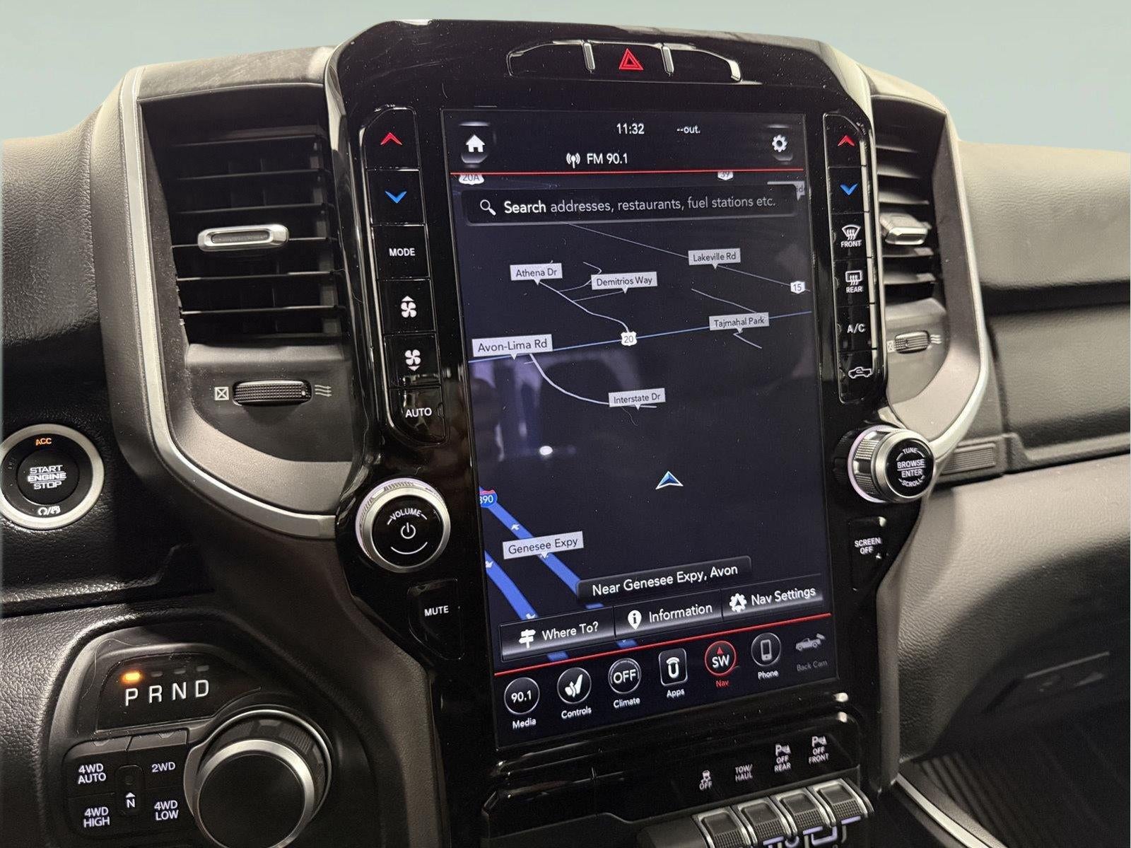 2021 RAM 1500 Big Horn Quad Cab 4x4 6'4' Box