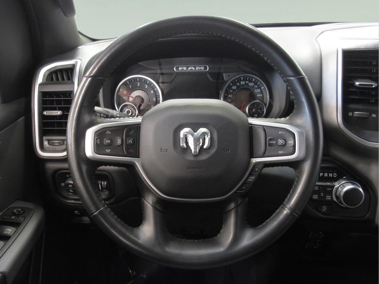 2022 RAM 1500 Big Horn Crew Cab 4x4 5'7' Box
