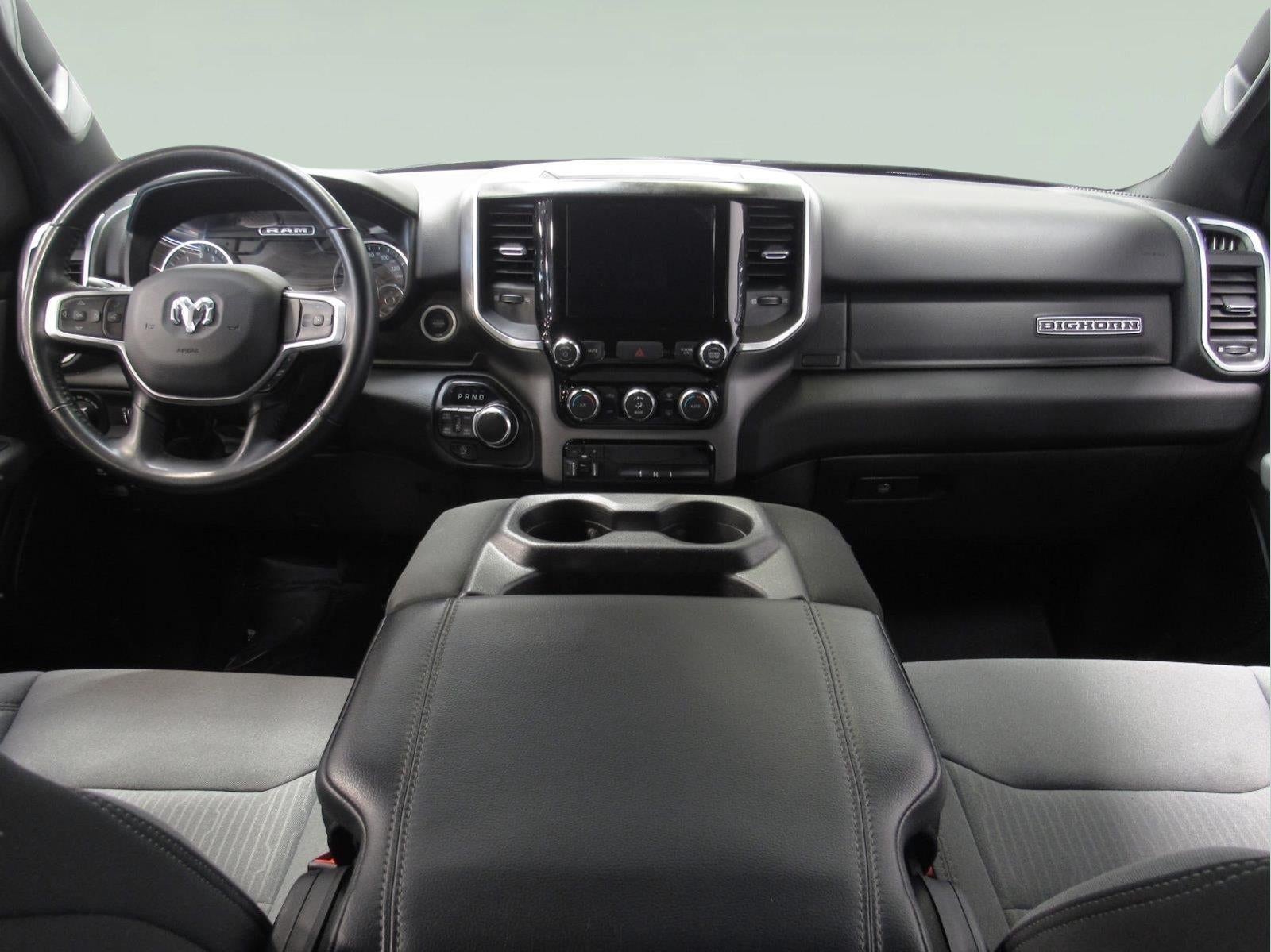 2022 RAM 1500 Big Horn Crew Cab 4x4 5'7' Box