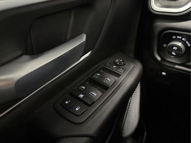 2023 RAM 1500 Big Horn Crew Cab 4x4 5'7' Box