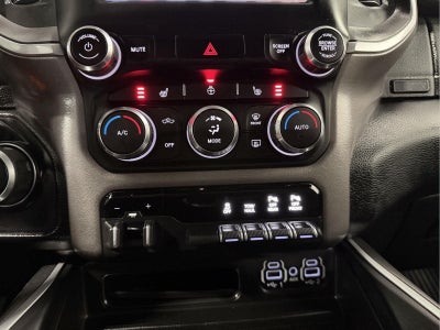 2020 RAM 1500 Big Horn Crew Cab 4x4 5'7' Box