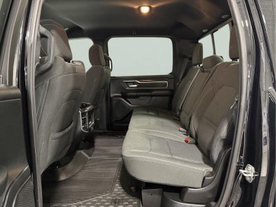 2020 RAM 1500 Big Horn Crew Cab 4x4 5'7' Box