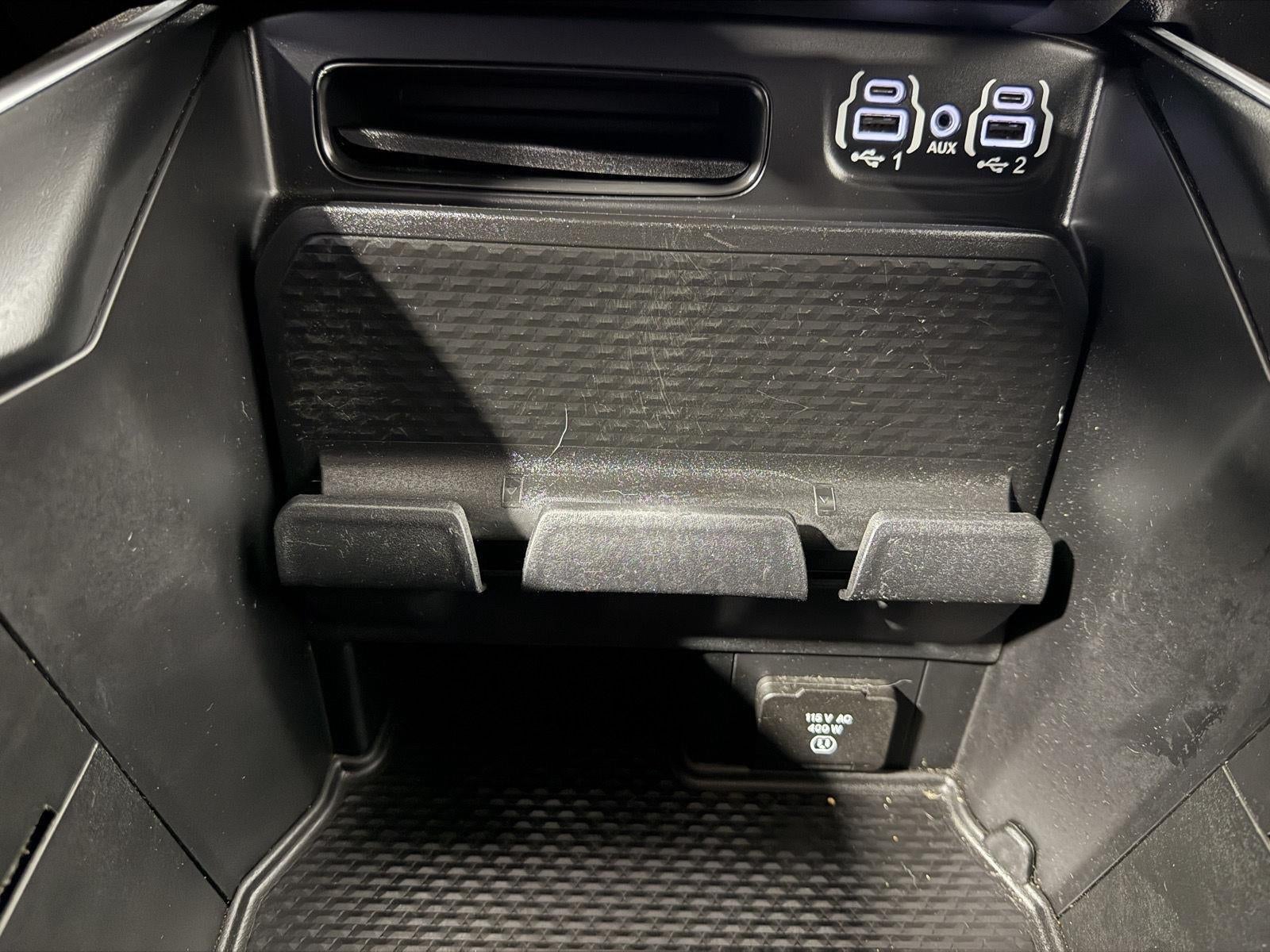 2020 RAM 1500 Big Horn Crew Cab 4x4 5'7' Box