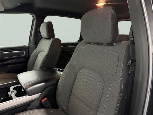 2020 RAM 1500 Big Horn Crew Cab 4x4 5'7' Box