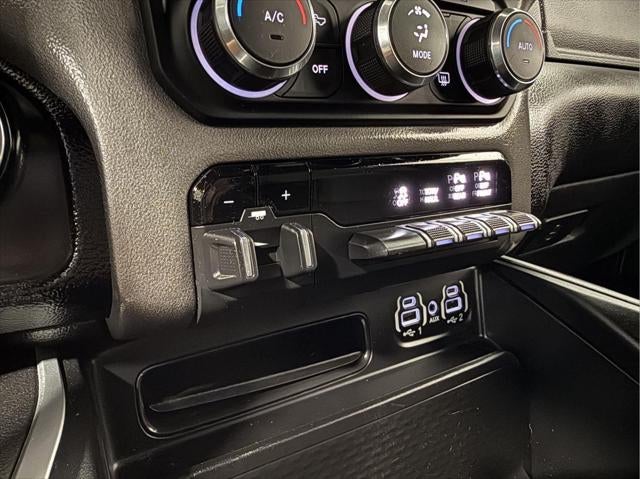 2020 RAM 1500 Big Horn Crew Cab 4x4 5'7' Box