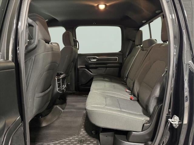2020 RAM 1500 Big Horn Crew Cab 4x4 5'7' Box