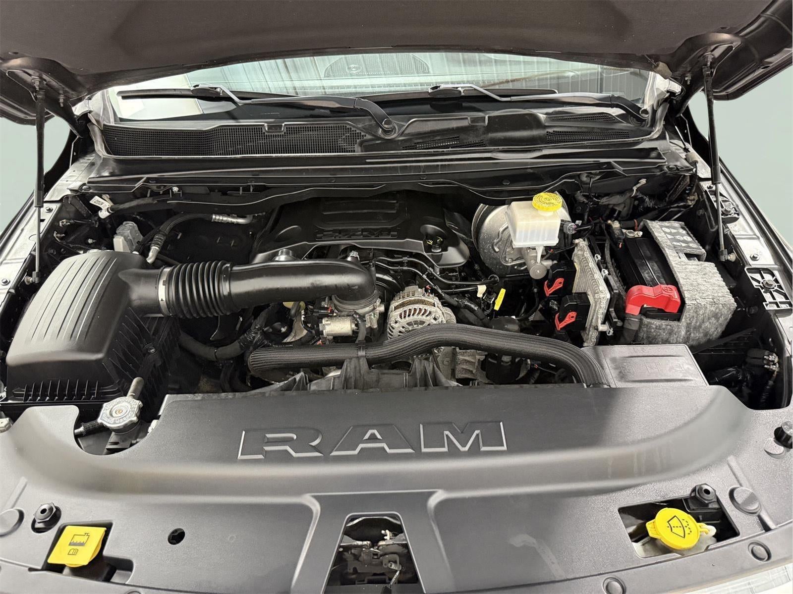 2019 RAM 1500 Big Horn/Lone Star Crew Cab 4x4 5'7' Box