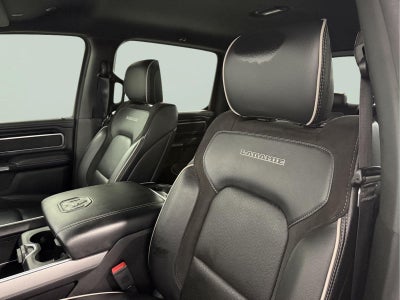 2022 RAM 1500 Laramie Crew Cab 4x4 5'7' Box