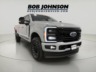 2025 Ford F-250 Platinum