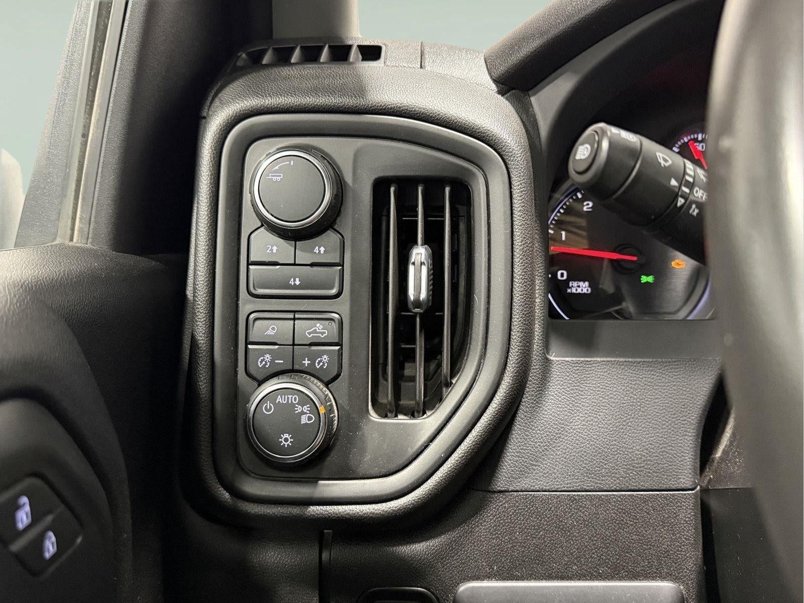 2024 Chevrolet Silverado 3500HD Chasis Work Truck