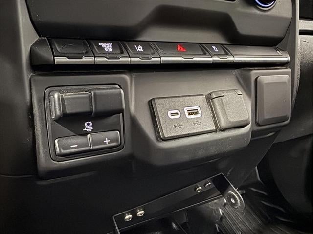 2024 Chevrolet Silverado 3500HD Chasis Work Truck