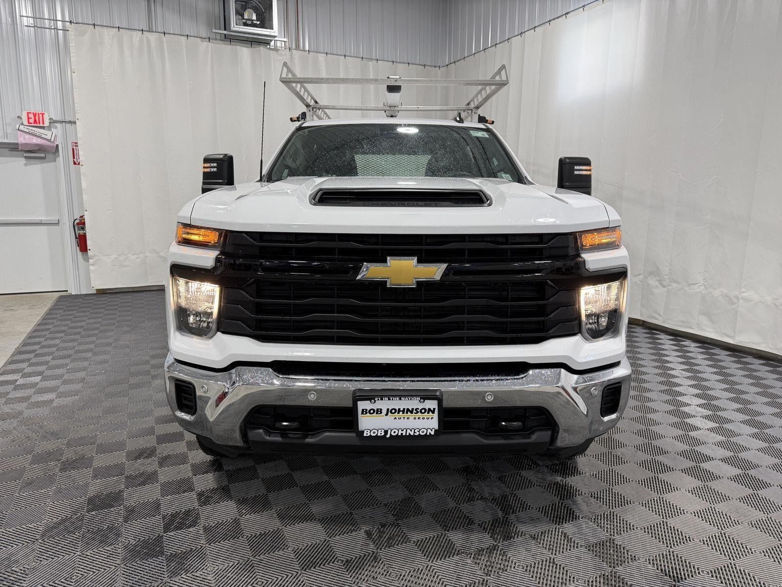 2025 Chevrolet Silverado 2500HD 4WD Crew Cab Long Bed Work Truck