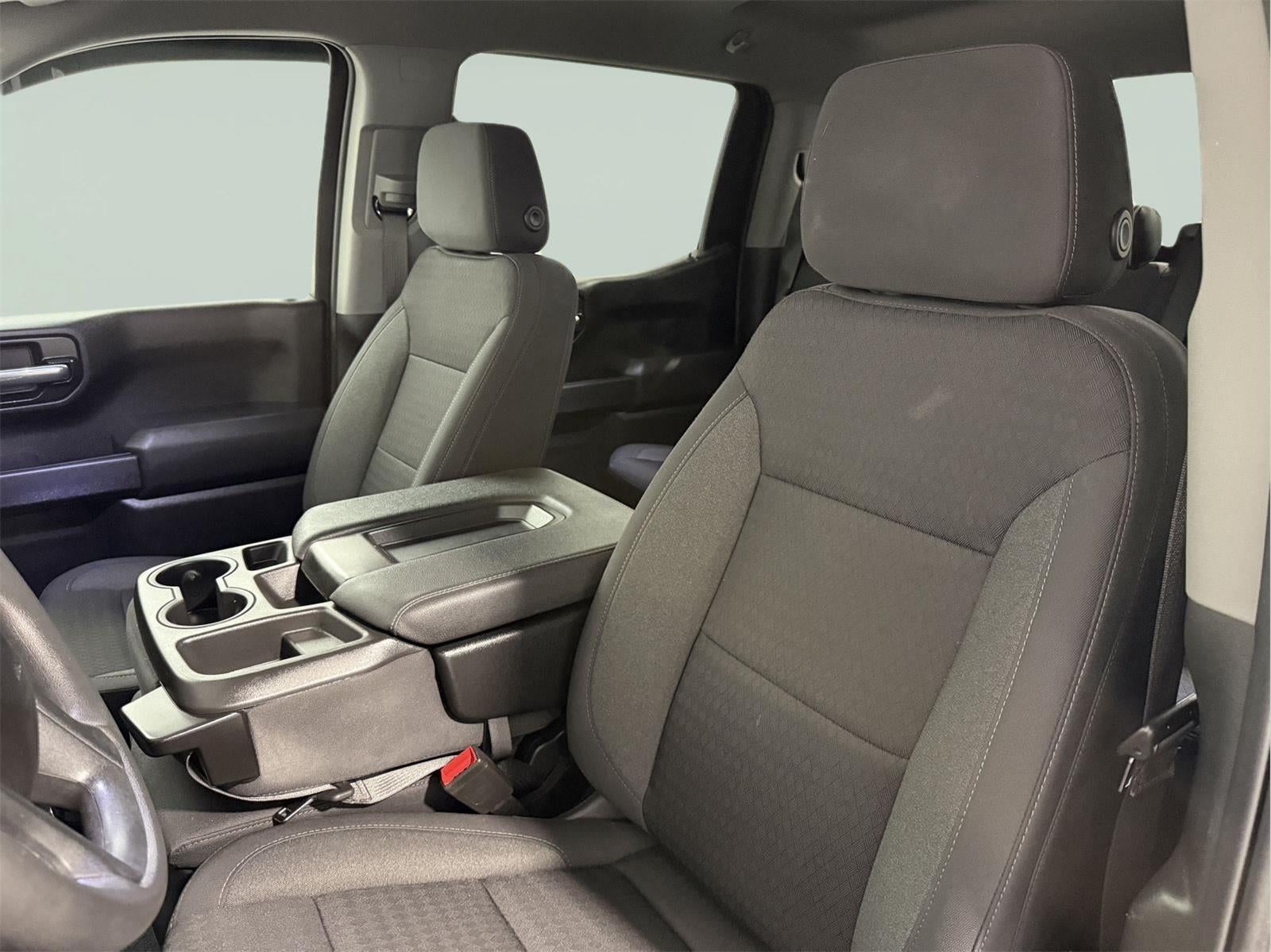 2023 Chevrolet Silverado 1500 4WD Crew Cab Short Bed Custom