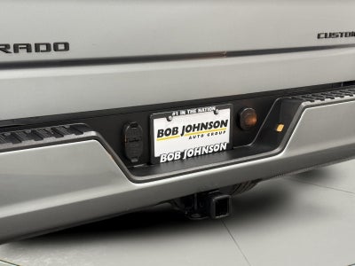 2023 Chevrolet Silverado 1500 4WD Crew Cab Short Bed Custom