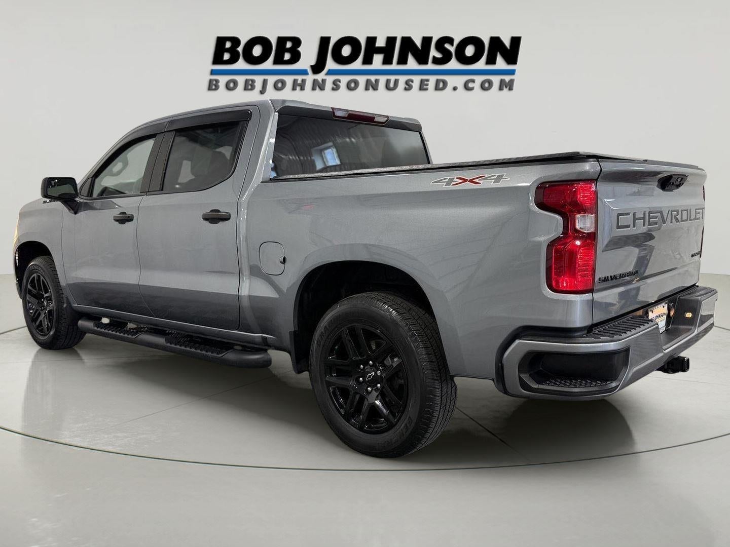 2023 Chevrolet Silverado 1500 4WD Crew Cab Short Bed Custom