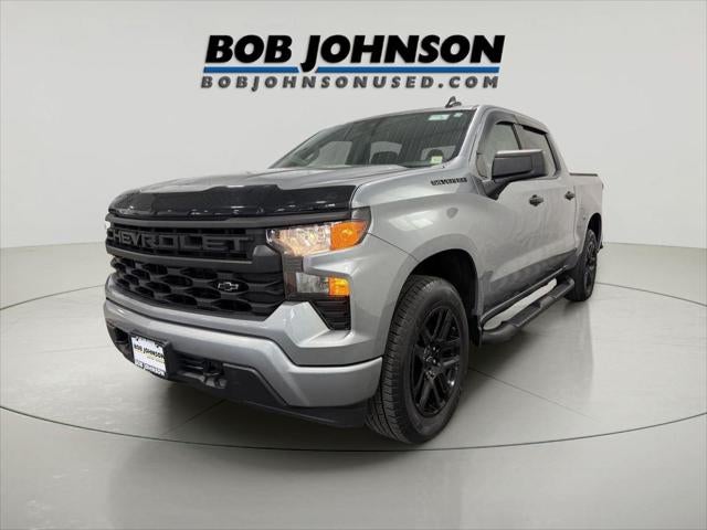 2023 Chevrolet Silverado 1500 4WD Crew Cab Short Bed Custom