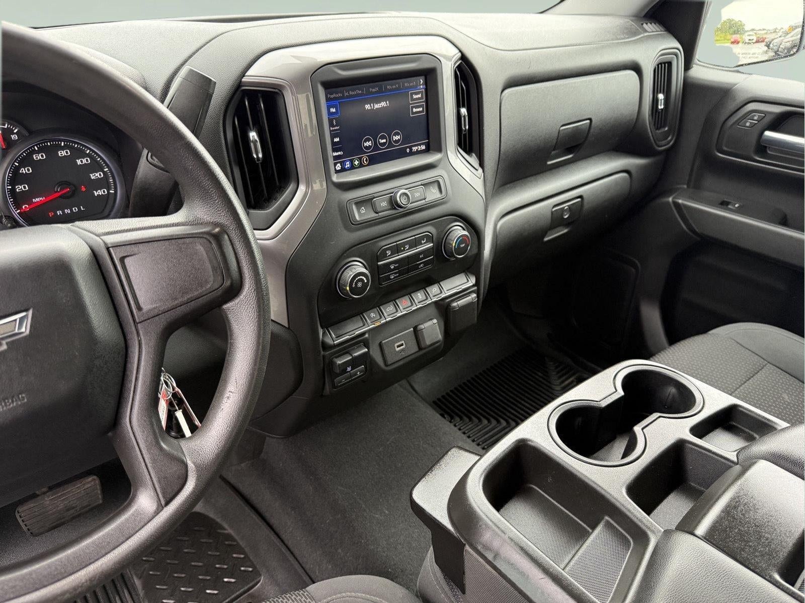 2020 Chevrolet Silverado 1500 4WD Crew Cab Short Bed Custom