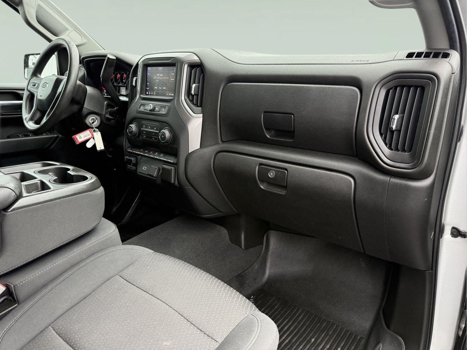 2020 Chevrolet Silverado 1500 4WD Crew Cab Short Bed Custom