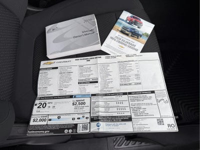 2020 Chevrolet Silverado 1500 4WD Crew Cab Short Bed Custom