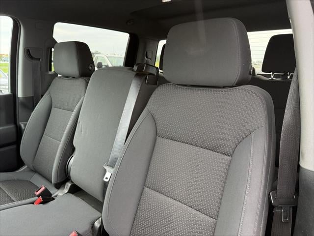 2020 Chevrolet Silverado 1500 4WD Crew Cab Short Bed Custom