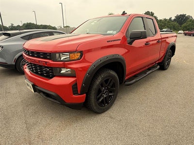 2021 Chevrolet Silverado 1500 4WD Double Cab Standard Bed Custom