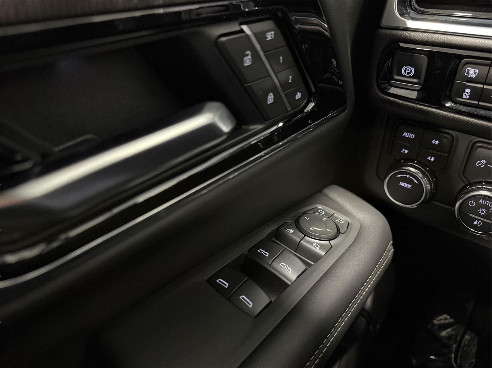 2025 GMC Yukon Elevation 4WD