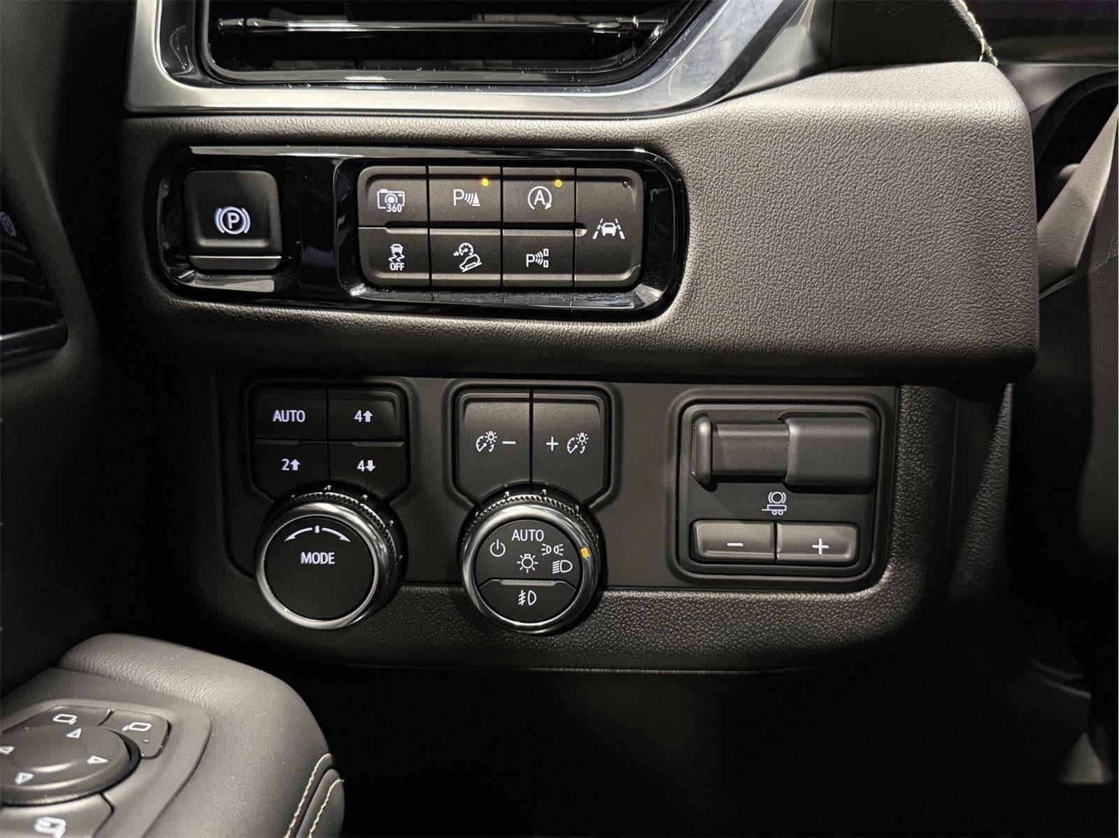 2025 GMC Yukon Elevation 4WD