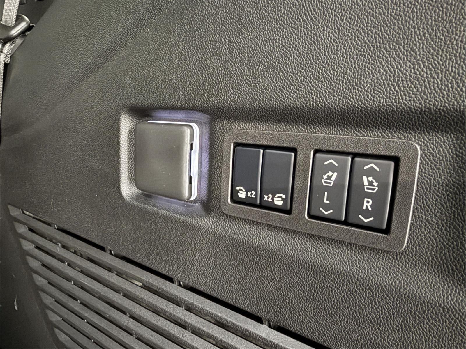 2025 GMC Yukon Elevation 4WD