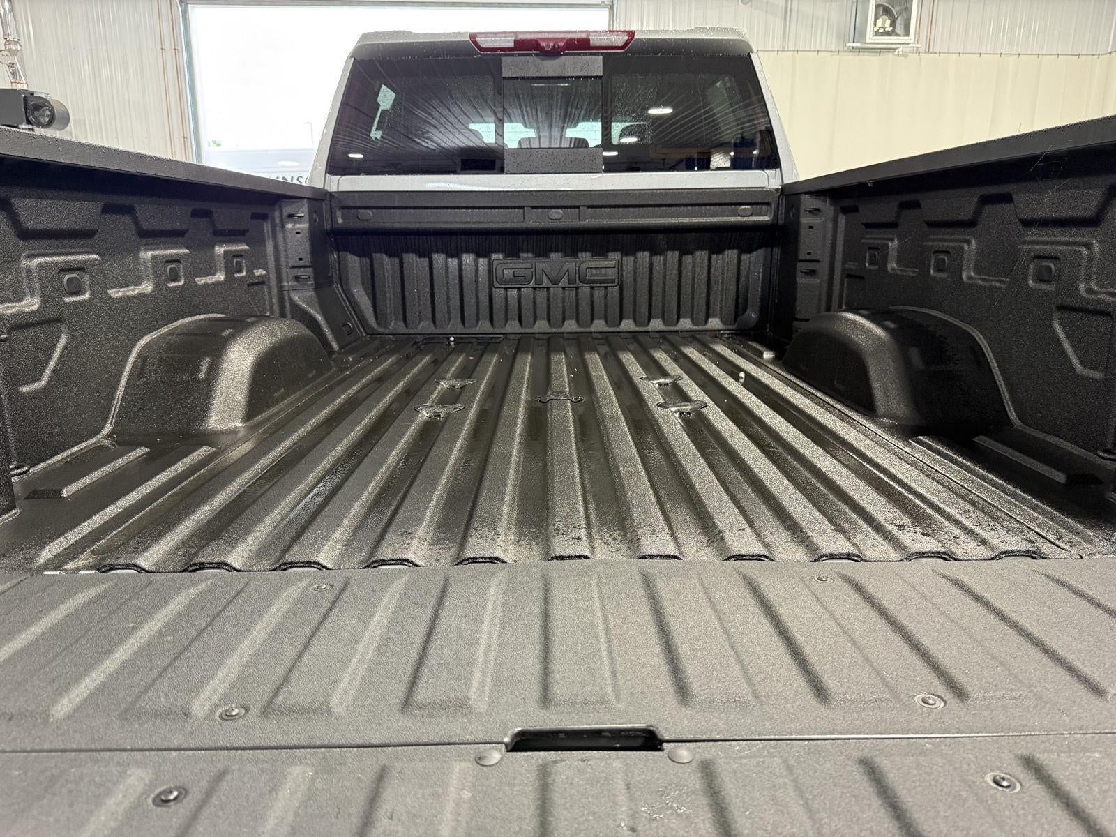 2026 GMC Sierra 2500HD Crew Cab, Standard Bed, Denali Ultimate, 4WD