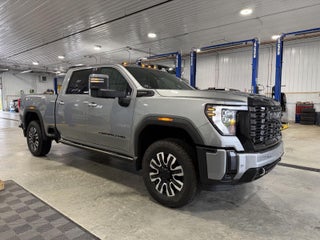 2026 GMC Sierra 2500HD Crew Cab, Standard Bed, Denali Ultimate, 4WD