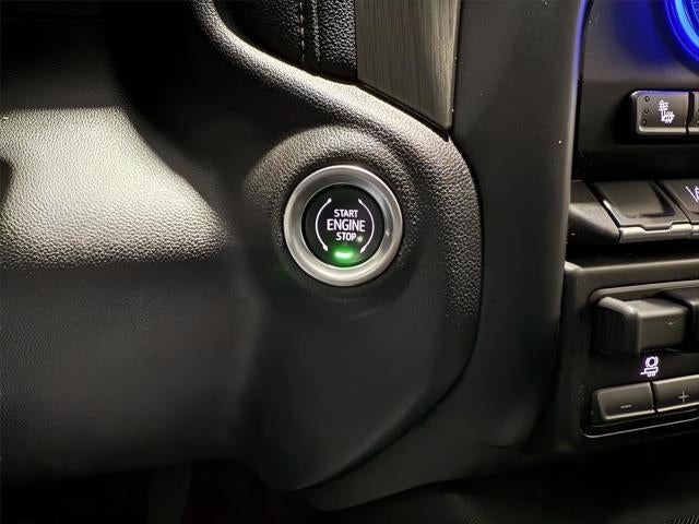 2022 GMC Sierra 2500HD 4WD Crew Cab Standard Bed Denali