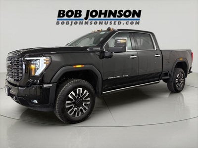 2025 GMC Sierra 2500HD Crew Cab, Standard Bed, Denali Ultimate, 4WD
