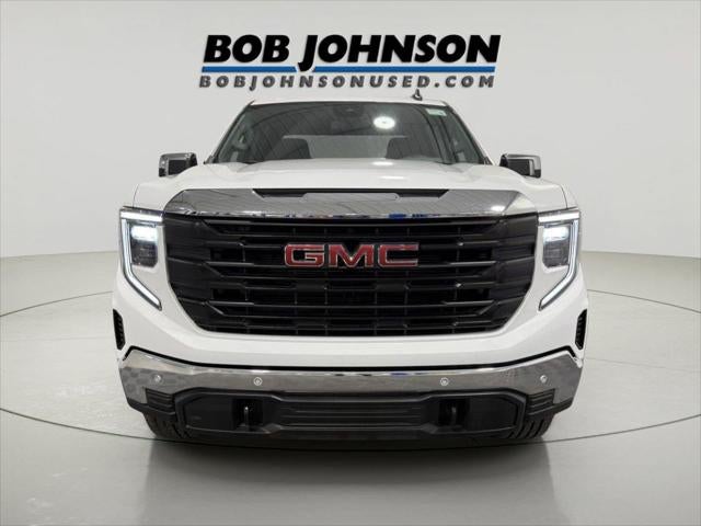 2026 GMC Sierra 1500 Crew Cab, Short Bed, Pro, 4WD