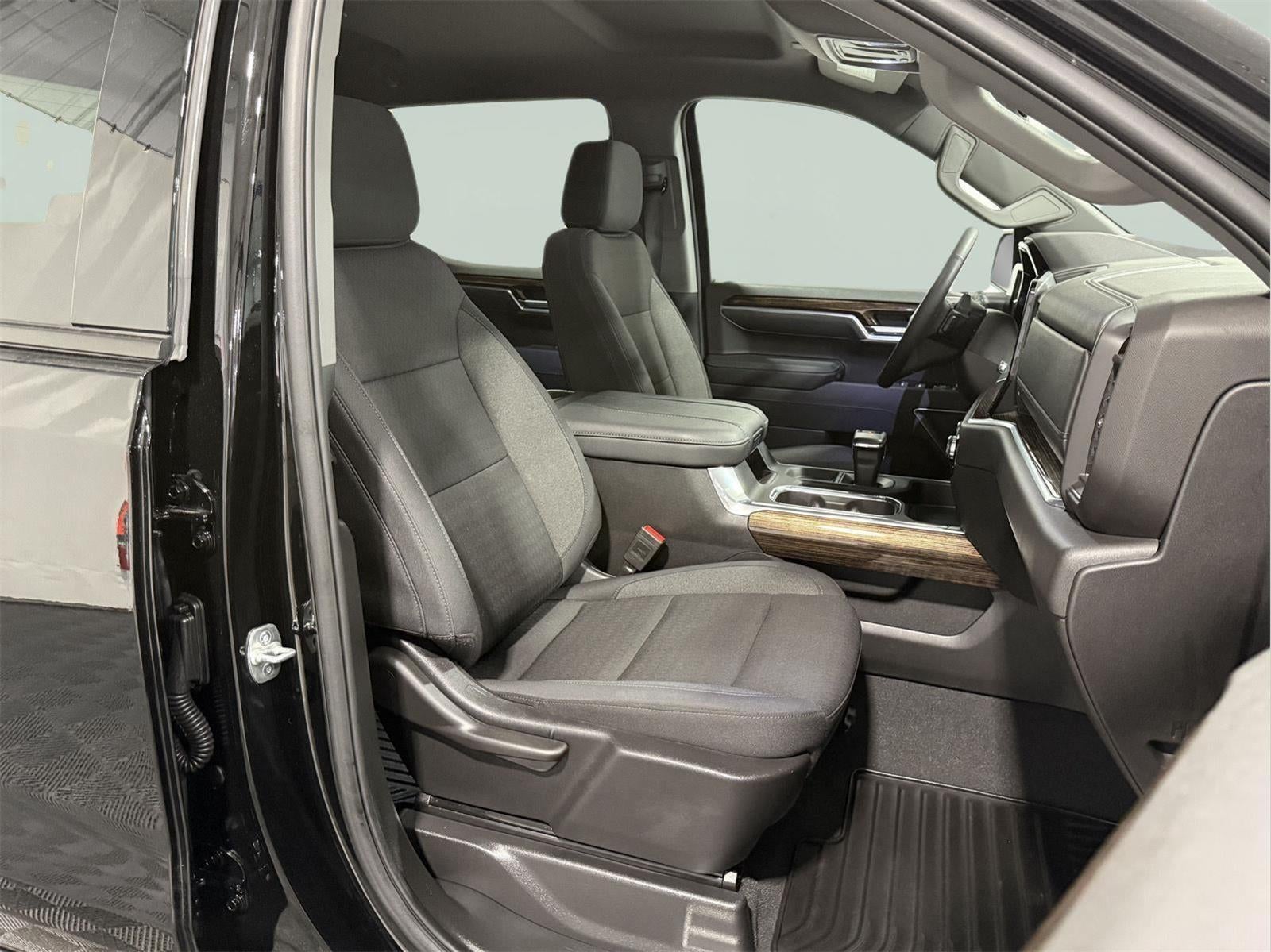 2025 GMC Sierra 1500 Crew Cab, Standard Bed, Elevation, 4WD