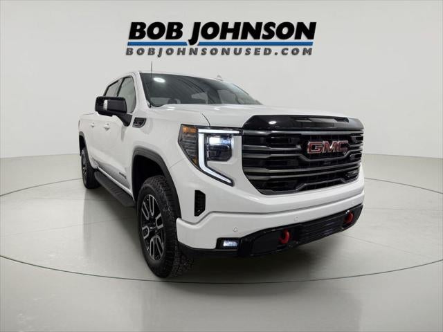 2025 GMC Sierra 1500 4WD Crew Cab Short Box AT4