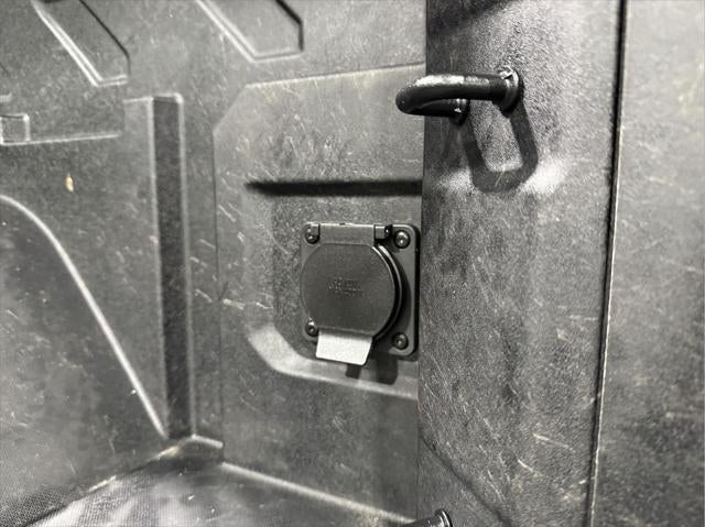 2025 GMC Sierra 1500 4WD Crew Cab Short Box AT4