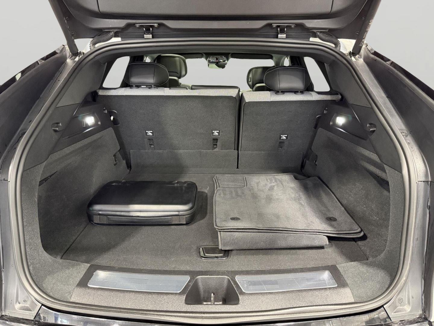 2024 Cadillac LYRIQ Tech RWD