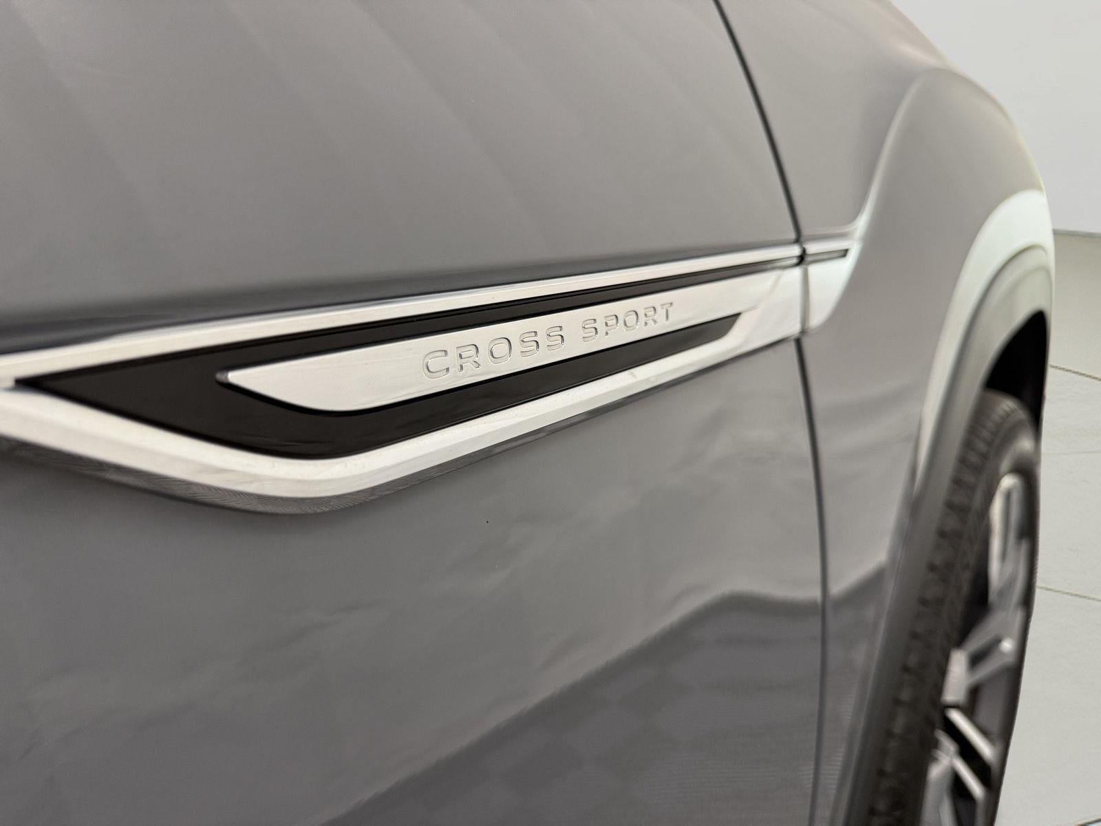 2022 Volkswagen Atlas Cross Sport 3.6L V6 SEL Premium R-Line
